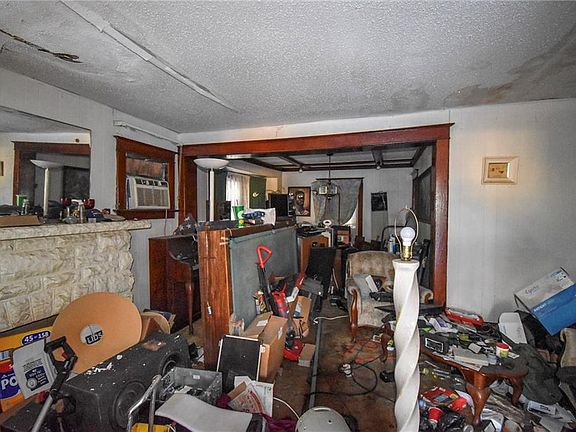 3rd image of 3026 Walrond Ave
