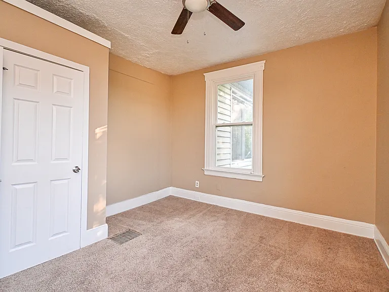 962 Hawthorne Ave #2 — Photo 21
