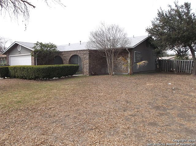 1st image of 751 Sawtooth Dr