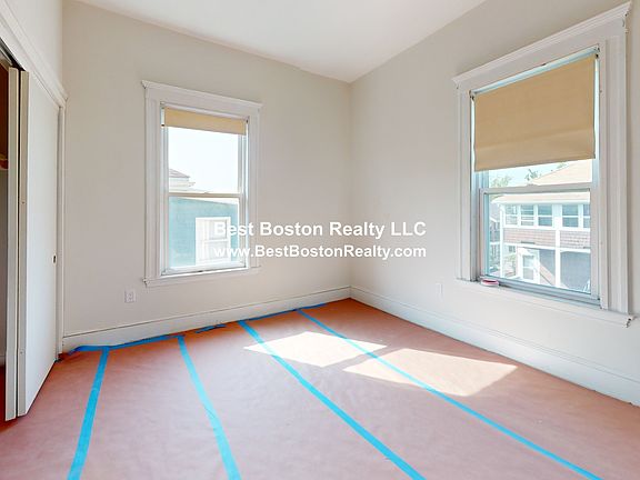 5th image of 47 Curtis Ave #2