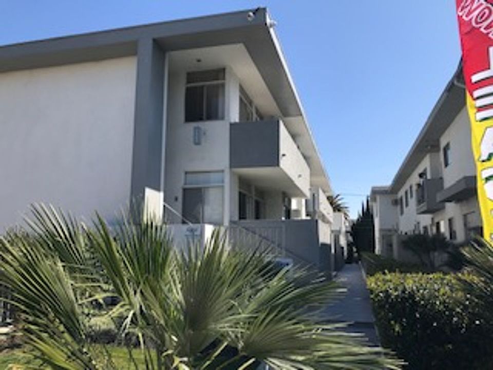 1st image of 11942 Darlington Ave #4