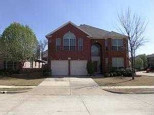 1st image of 1908 Oak Hollow Dr