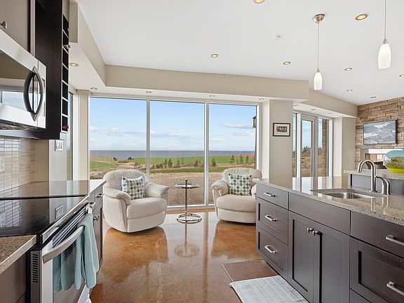 3rd image of 67 Sea La Vie Park