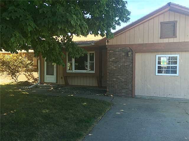 1st image of 570 Cross St