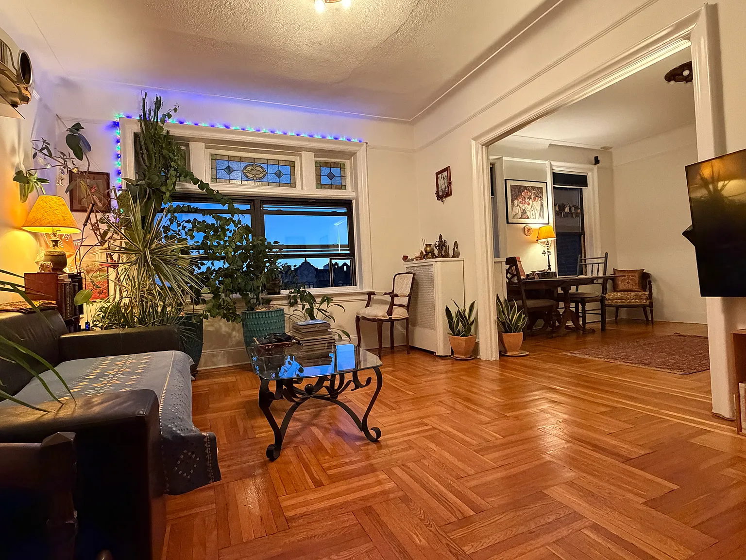 2 bed, 1100 sqft, $2,800 — Photo 2