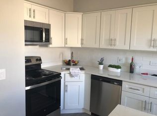 214 S Pine Ave, Arlington Heights, IL
