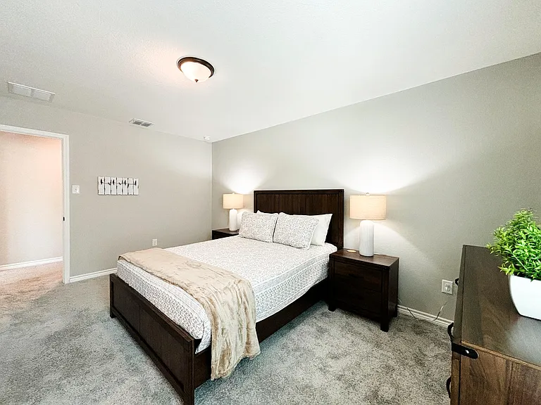 8134 Emmeline Dr — Photo 38