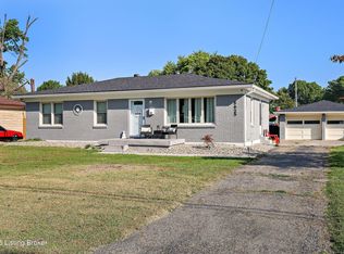 5625 David Ln, Louisville, KY 40258