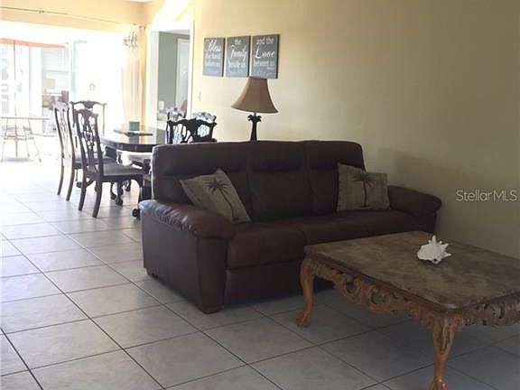 3rd image of 374 Lasayette Dr