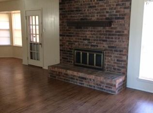 6645 Greendale Dr, Watauga, TX 76148