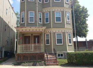 23 Greenock St, Dorchester, MA 02124