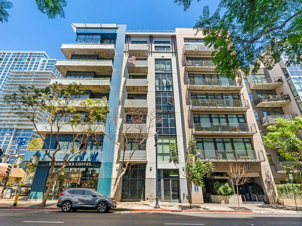 1st image of 527 10th Ave Unit 402
