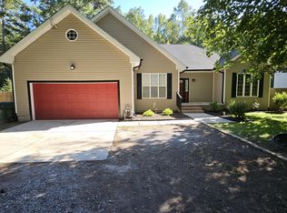 4117 Pughsville Rd, Suffolk, VA 23435