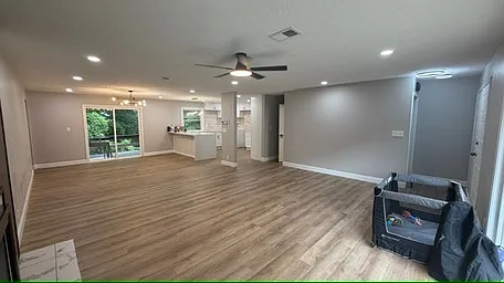 Studio, $825 — Photo 2