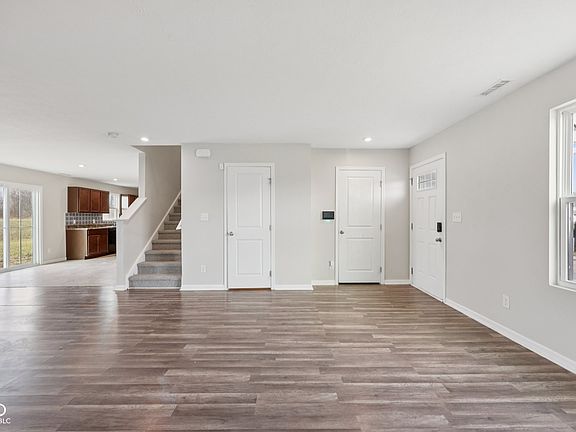 5th image of 13872 N Mardenis Dr W