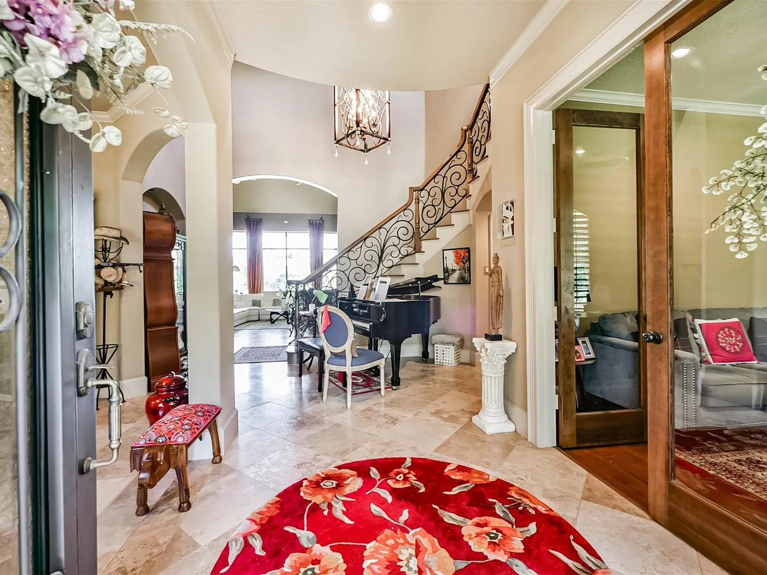 4 bed, 5.5 bath, 4575 sqft, $6,500 — Photo 4