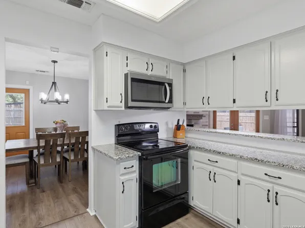 5611 Timber Jack, San Antonio, TX 78250