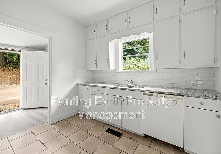 5316 Court I — Photo 12