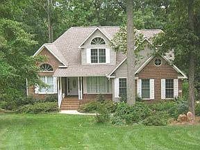 2nd image of 211 Waterford Dr