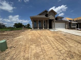 5657 Fox Bluff Dr, Bryan, TX 77807