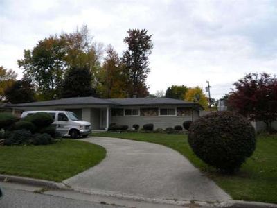 45529 Louise Ct, Utica, MI, 48317