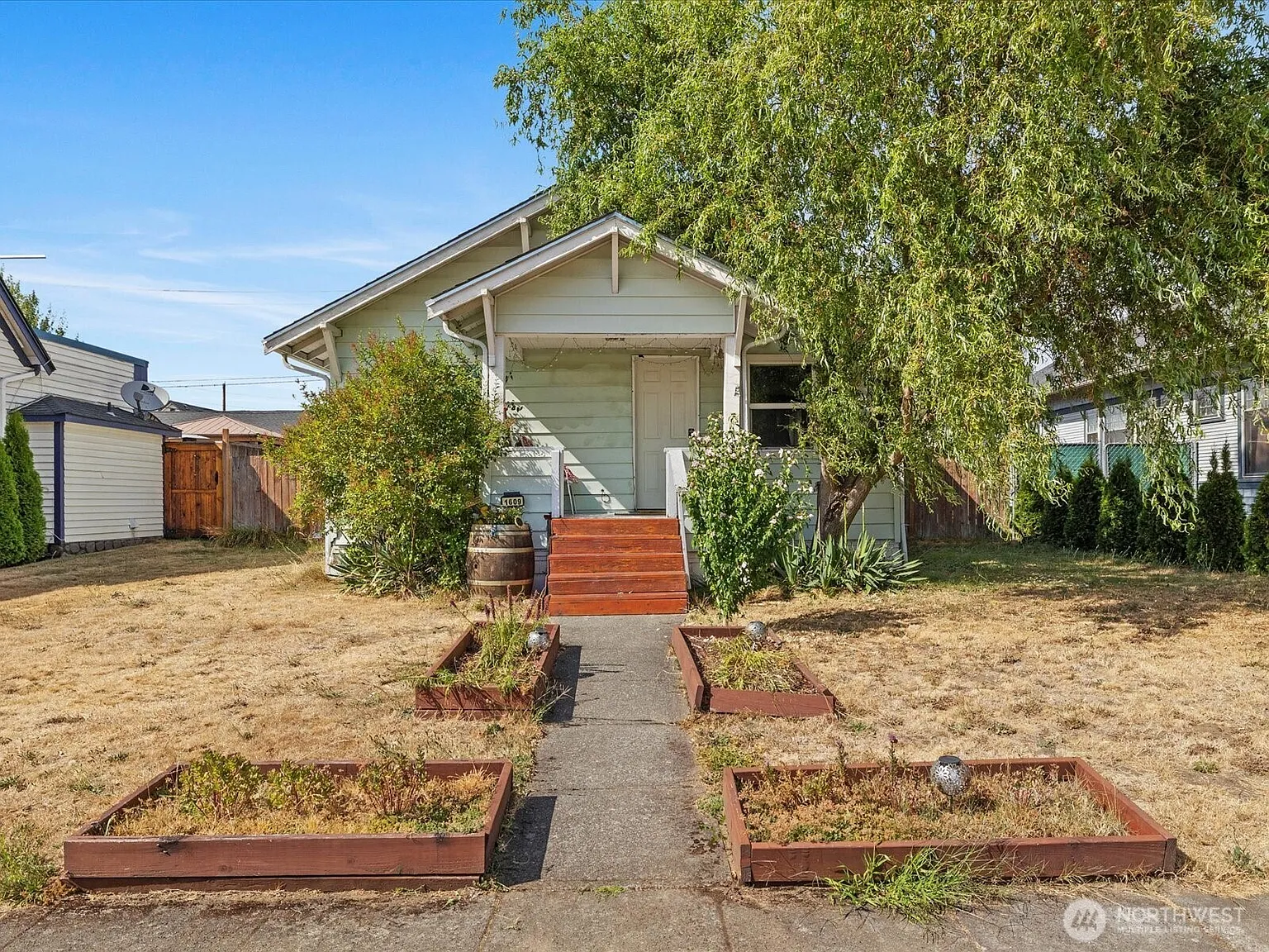 1609 2nd Street photo 1