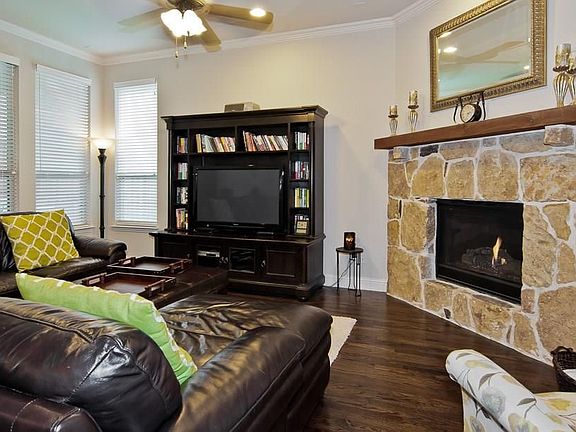 5th image of 13620 Cobblestone Dr