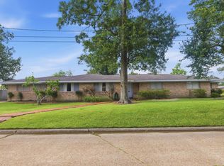 727 Julius St, Lake Charles, LA 70605