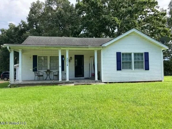 2514 Carrollton Ave, Grenada, MS 38901