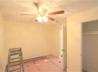 1094 Cambridge St #1, Cambridge, MA 02139