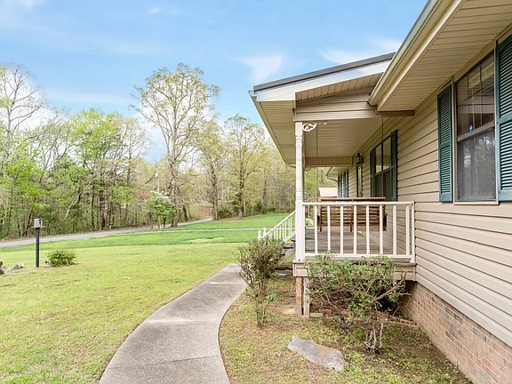 3rd image of 13431 Cindy Dr