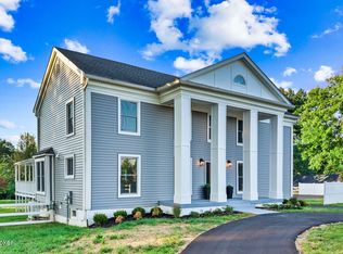 6803 Brownsboro Rd, Louisville, KY 40222