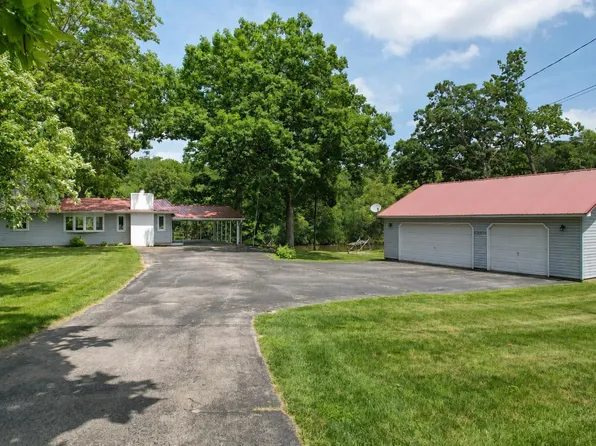 336 N Beach Dr, Monticello, IN 47960
