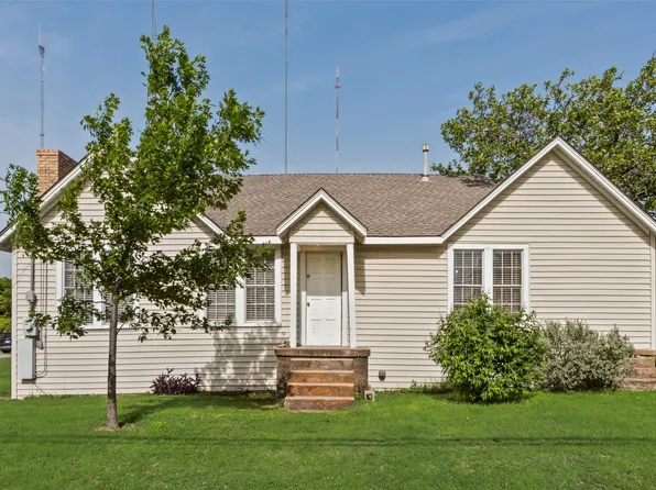 106 Ramsey St, Cedar Hill, TX 75104