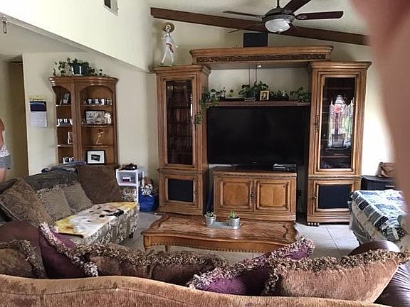 5th image of 1378 Stanford Pl