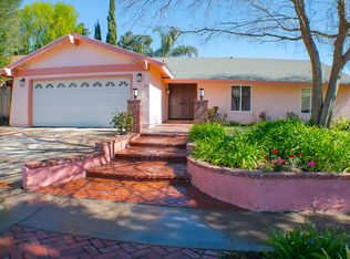 124 Smoke Tree Ave, Oak Park, CA 91377