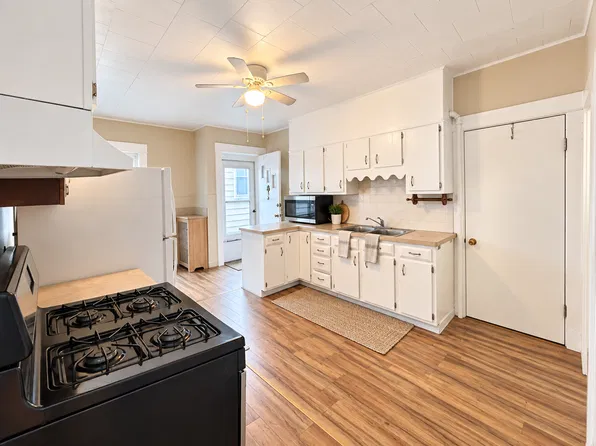 2089 Fairview Ave #2, Cleveland, OH 44106