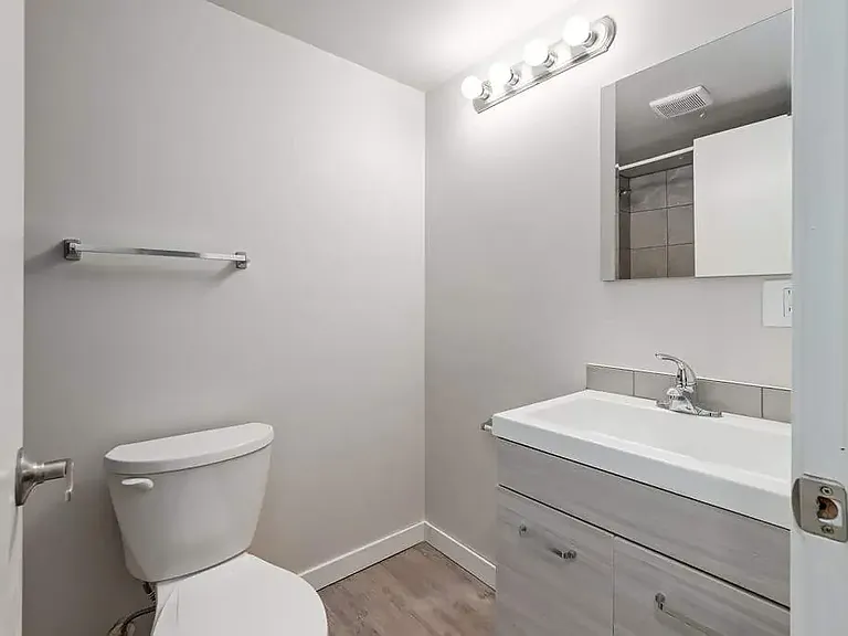2398 Southview Dr SE — Photo 6