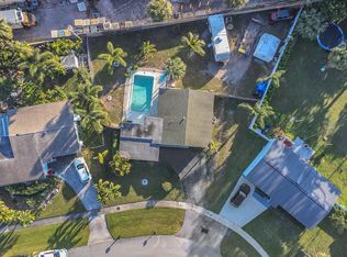 4216 Avon St, Palm Beach Gardens, FL 33410