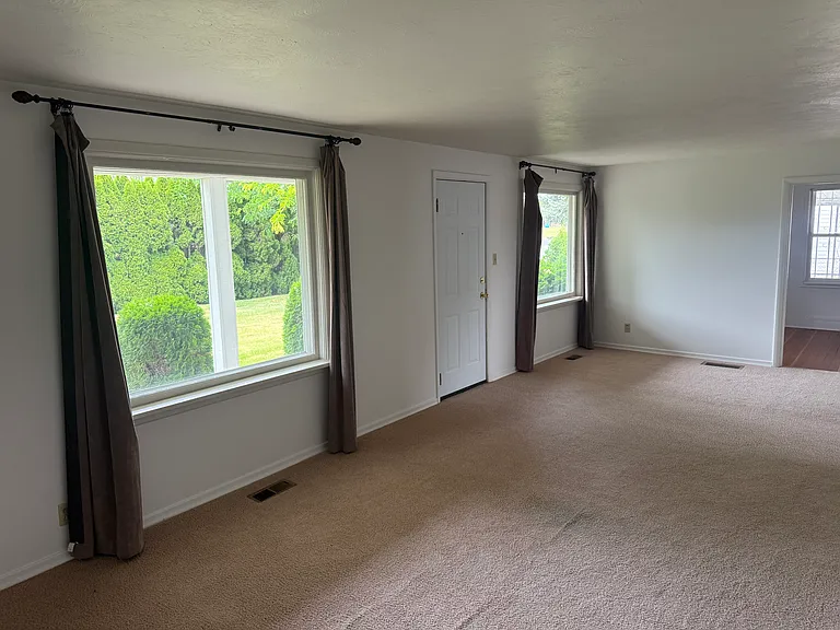 E Mount Spokane Park Dr — Photo 15