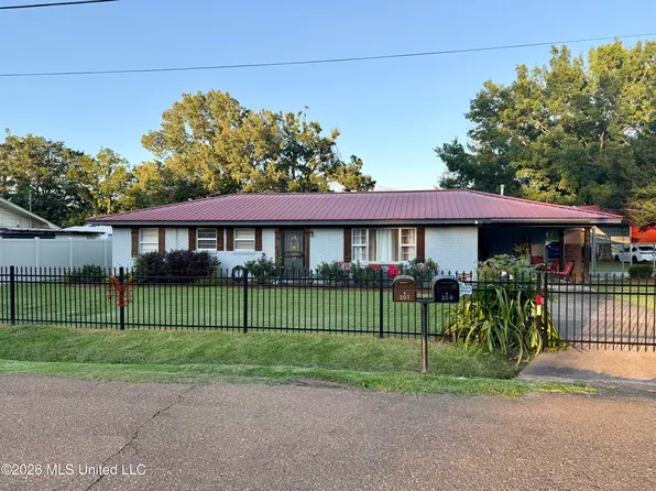 207 Coleman St, Winona, MS 38967