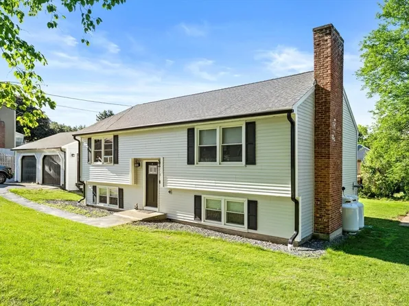 135 Laurel St, West Boylston, MA 01583