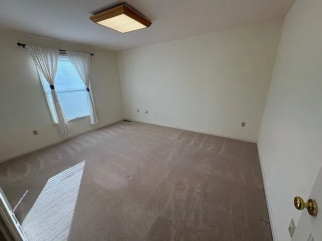 2354 Autumnwood Dr — Photo 10