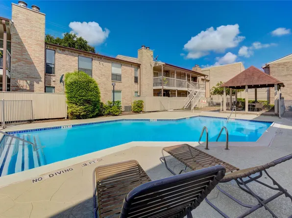 2120 Wilcrest Dr APT 226, Houston, TX 77042