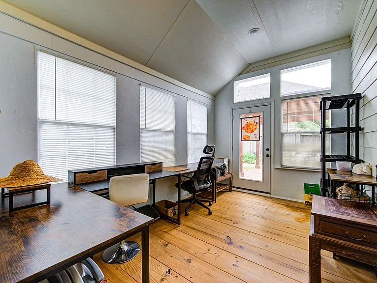 3507 Sunburst Ct — Photo 41