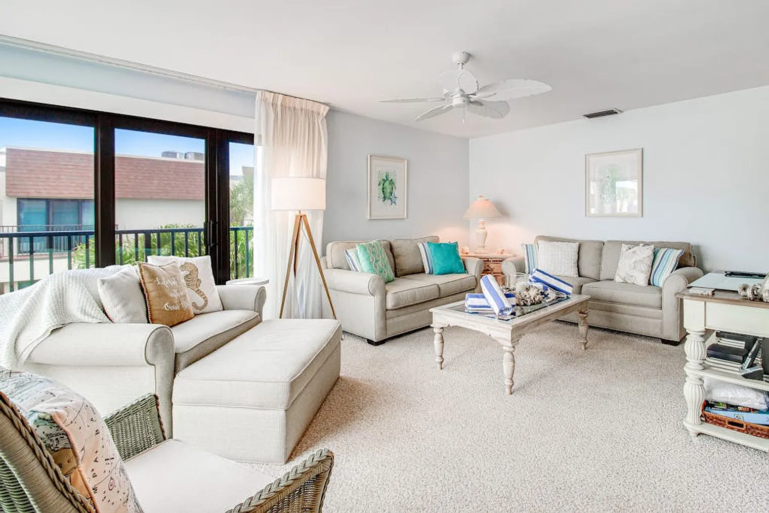 1 bed, 1.0 bath, 957 sqft, $4,588 — Photo 1