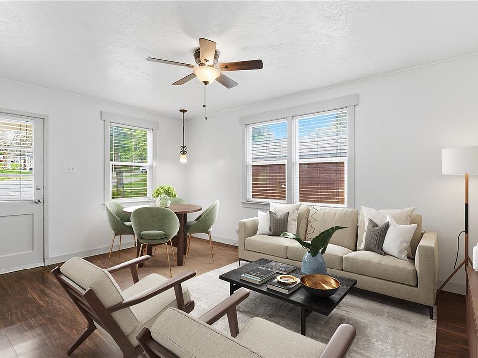 1st image of 3855 Grandview Dr