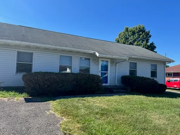 545 2nd St, Christiansburg, VA 24073