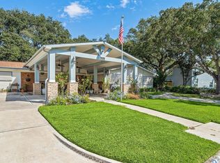 10 13th Ave N, Texas City, TX 77590