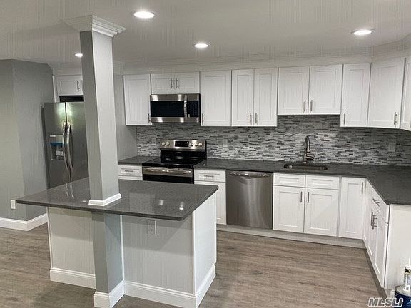 2nd image of 19 Highview Dr